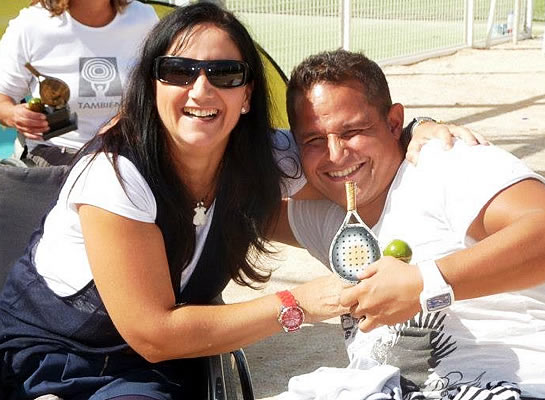 Golpes por la integraci&oacute;n. Konecta y Fundaci&oacute;n Tambi&eacute;n con el p&aacute;del adaptado.