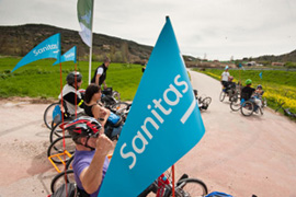 Bicicletas adaptadas en V&iacute;as Verdes gracias a Sanitas
