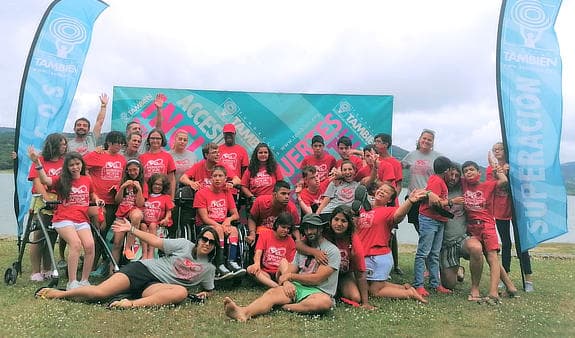 Ocio y diversión inclusivos en el 10º Campamento Inclusivo de Vela y Multiactividad, los Campamentos Urbanos Inclusivos y las visitas del Programa “Hecho a Medida al Museo Thyssen Bornemisza.